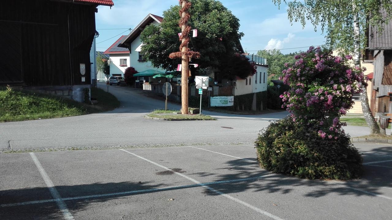 Gasthaus Schachinger Tumeltsham Exterior photo